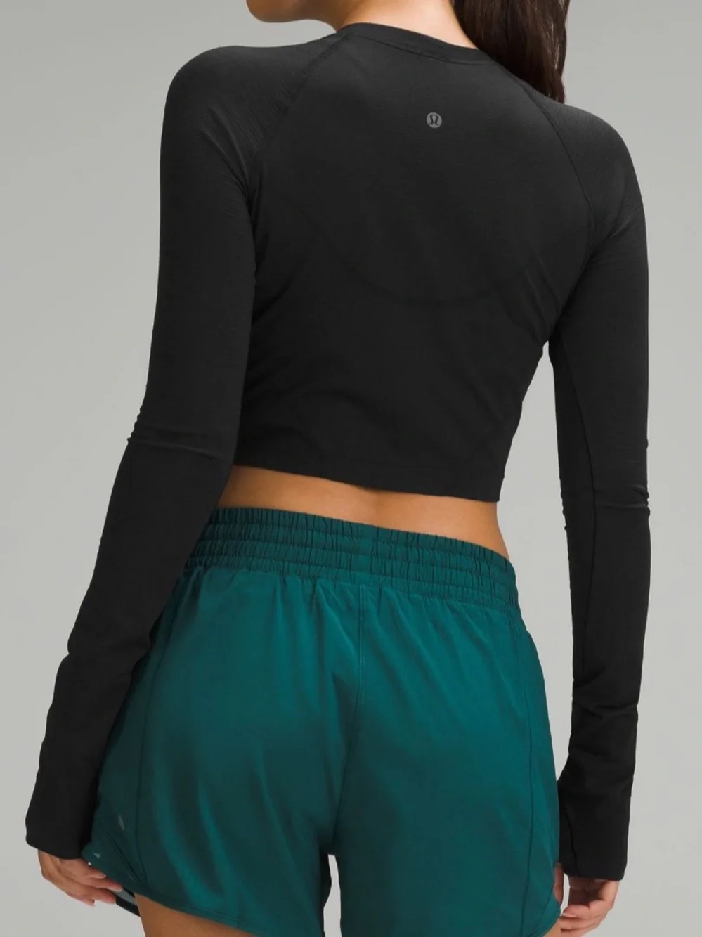 Lululemon Swiftly Tech Cropped Long Sleeve Shirt 2.0 in Black
